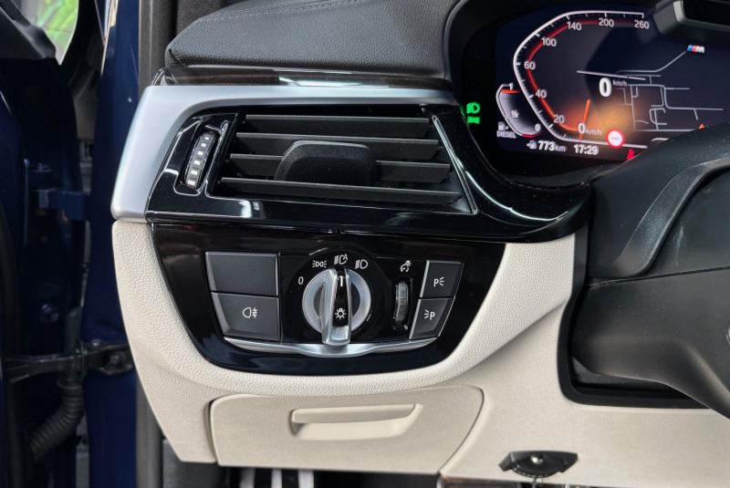  Ponuka vozidiel / BMW Rad 5 540d mHEV xDrive M-PACKET - video