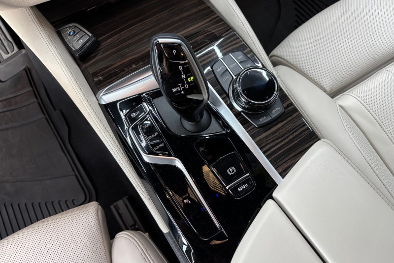  Ponuka vozidiel / BMW Rad 5 540d mHEV xDrive M-PACKET - video