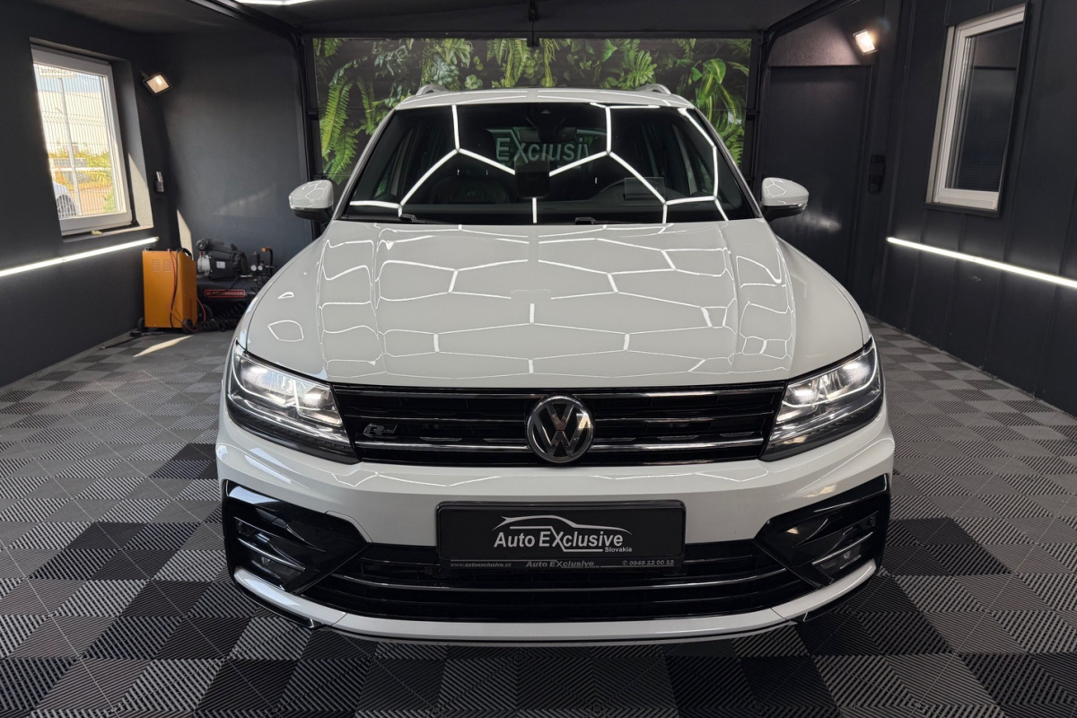 Ponuka vozidiel / Volkswagen Tiguan 2.0 BiTDI SCR BMT 240k 4MOTION HIGHLINE R-LINE DSG - video