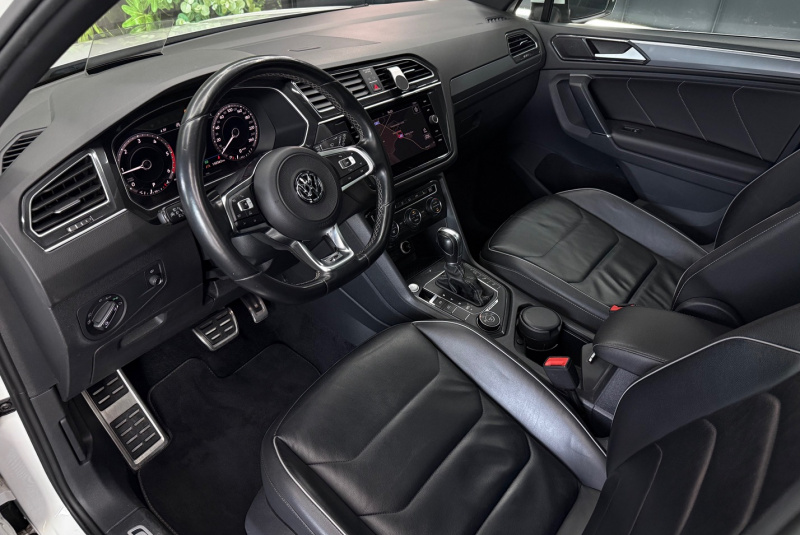 Ponuka vozidiel / Volkswagen Tiguan 2.0 BiTDI SCR BMT 240k 4MOTION HIGHLINE R-LINE DSG - video Ponuka vozidiel / Volkswagen Tiguan 2.0 BiTDI SCR BMT 240k 4MOTION HIGHLINE R-LINE DSG - video