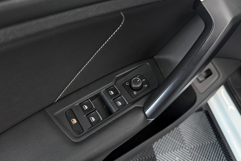  Ponuka vozidiel / Volkswagen Tiguan 2.0 BiTDI SCR BMT 240k 4MOTION HIGHLINE R-LINE DSG - video