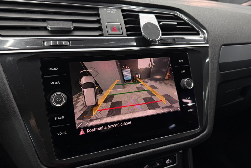  Ponuka vozidiel / Volkswagen Tiguan 2.0 BiTDI SCR BMT 240k 4MOTION HIGHLINE R-LINE DSG - video