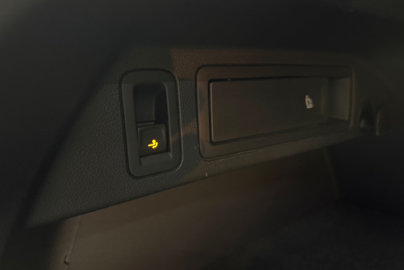  Ponuka vozidiel / Volkswagen Tiguan 2.0 BiTDI SCR BMT 240k 4MOTION HIGHLINE R-LINE DSG - video