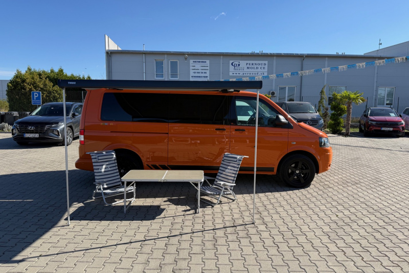  Ponuka vozidiel / Volkswagen T5 Transporter Long 2.0 TDI - video