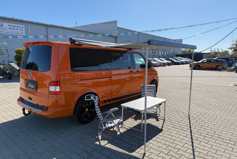  Ponuka vozidiel / Volkswagen T5 Transporter Long 2.0 TDI - video