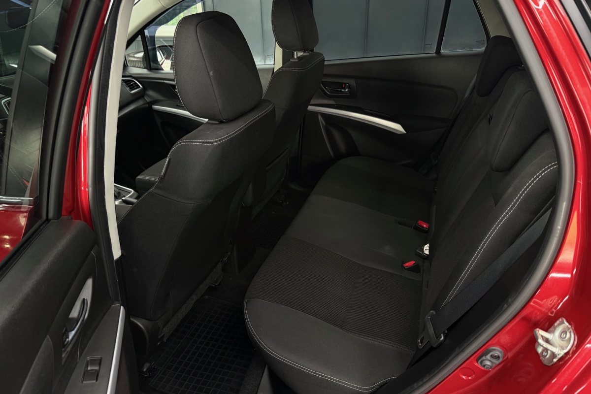 Ponuka vozidiel / Suzuki SX4 S-Cross 1.4 A/T - video