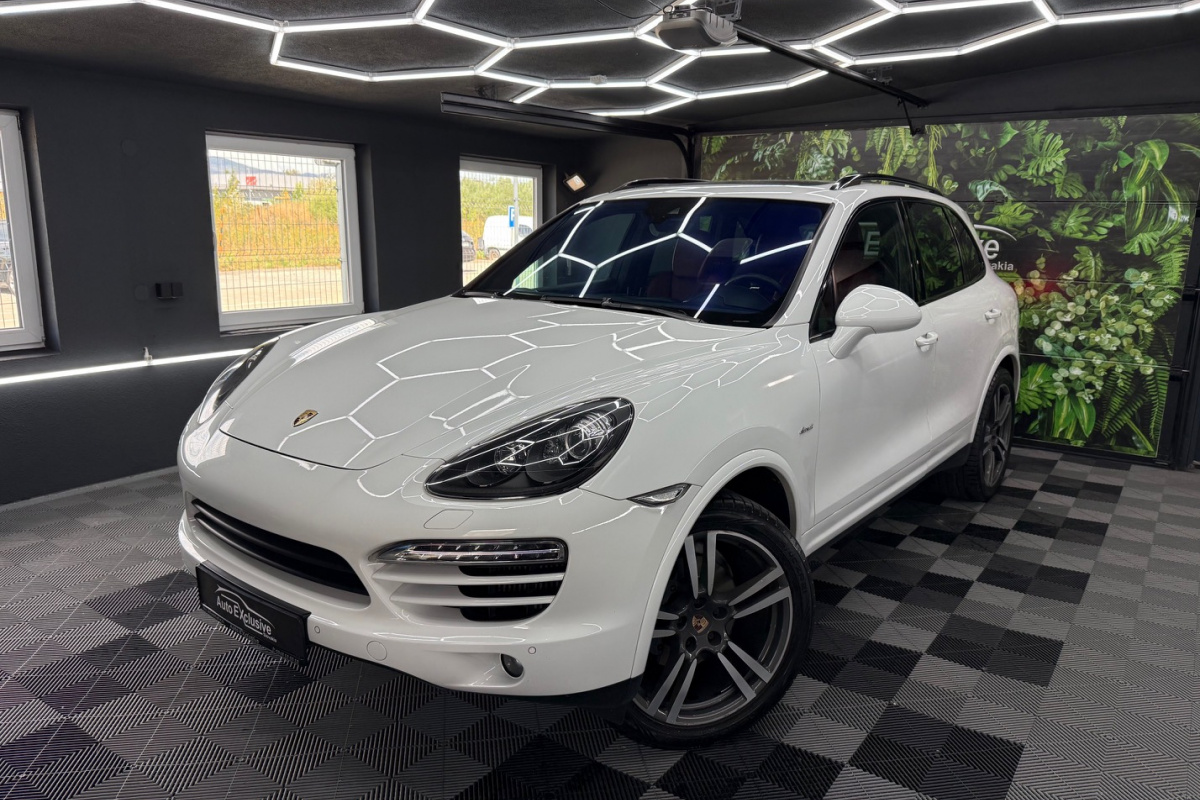 Ponuka vozidiel / Porsche Cayenne Diesel 245k Tiptronic S - video