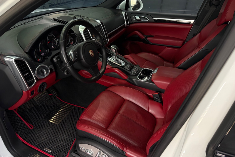  Ponuka vozidiel / Porsche Cayenne Diesel 245k Tiptronic S - video