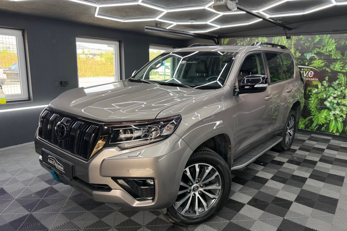 Ponuka vozidiel / Toyota Land Cruiser 2.8 D-4D 204 Executive A/T 4x4 - video