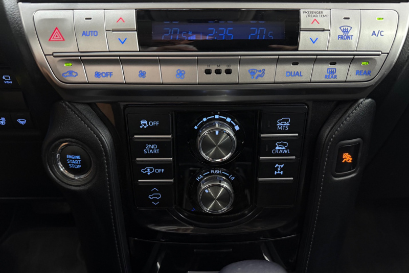  Ponuka vozidiel / Toyota Land Cruiser 2.8 D-4D 204 Executive A/T 4x4 - video