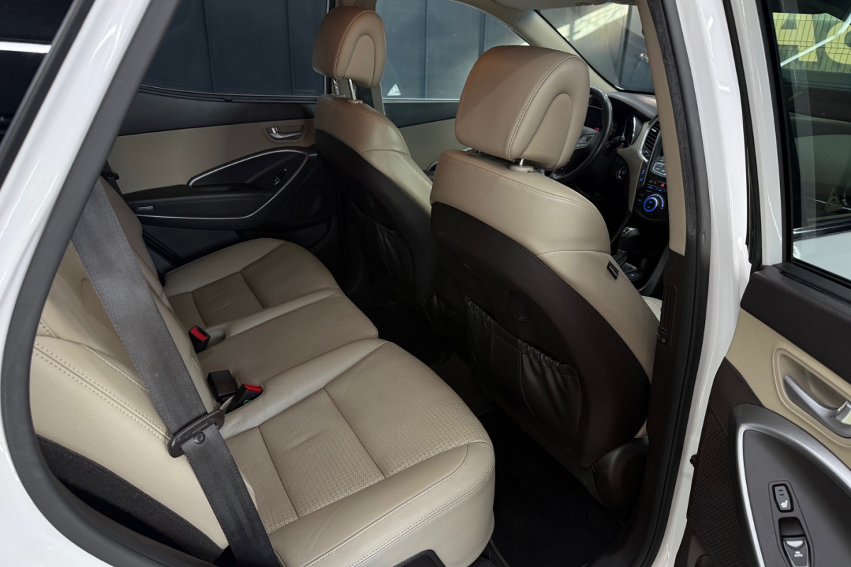 Ponuka vozidiel / Hyundai Santa Fe 2.2 CRDi VGT 4x4 Premium A/T - video Ponuka vozidiel / Hyundai Santa Fe 2.2 CRDi VGT 4x4 Premium A/T - video