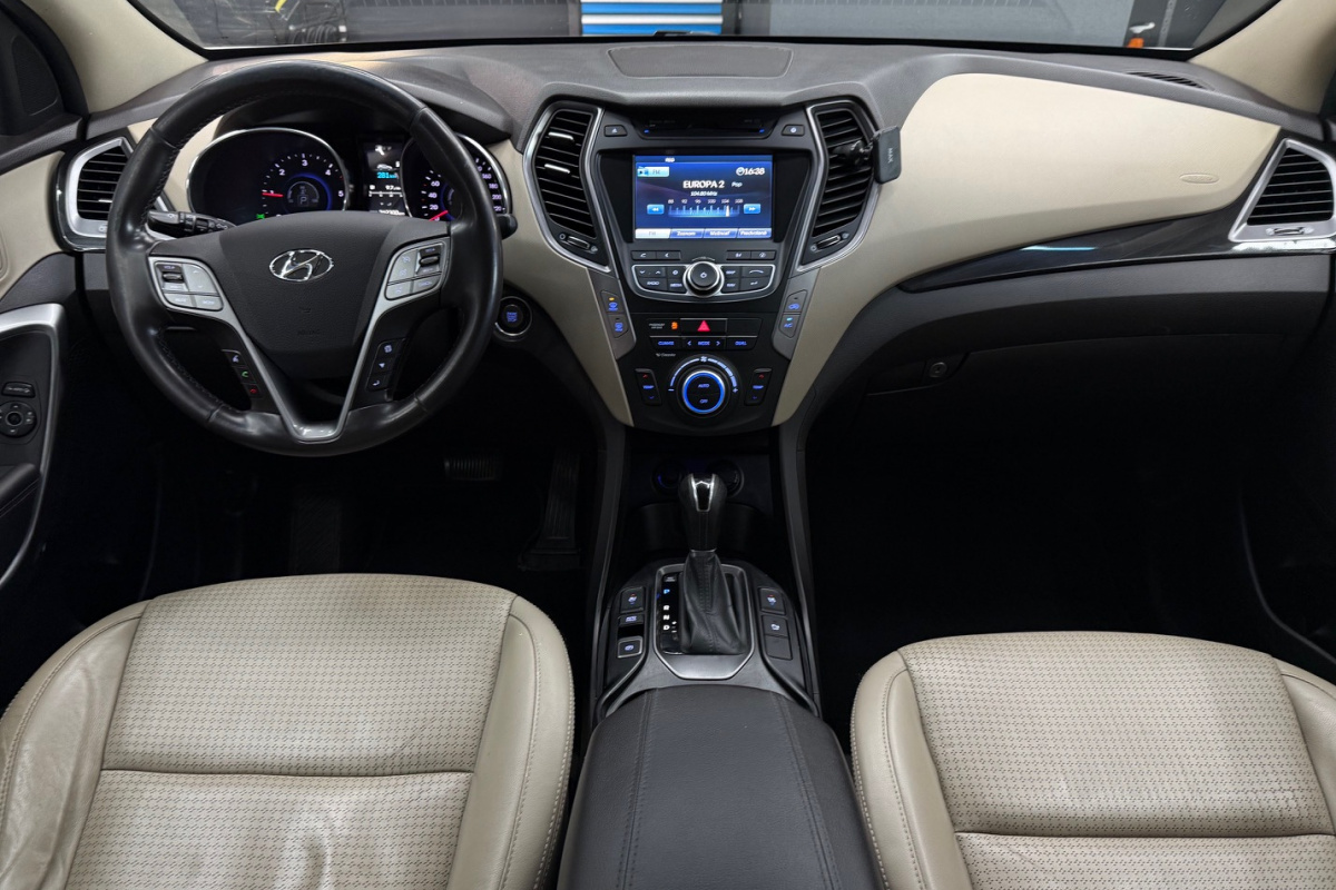 Ponuka vozidiel / Hyundai Santa Fe 2.2 CRDi VGT 4x4 Premium A/T - video Ponuka vozidiel / Hyundai Santa Fe 2.2 CRDi VGT 4x4 Premium A/T - video