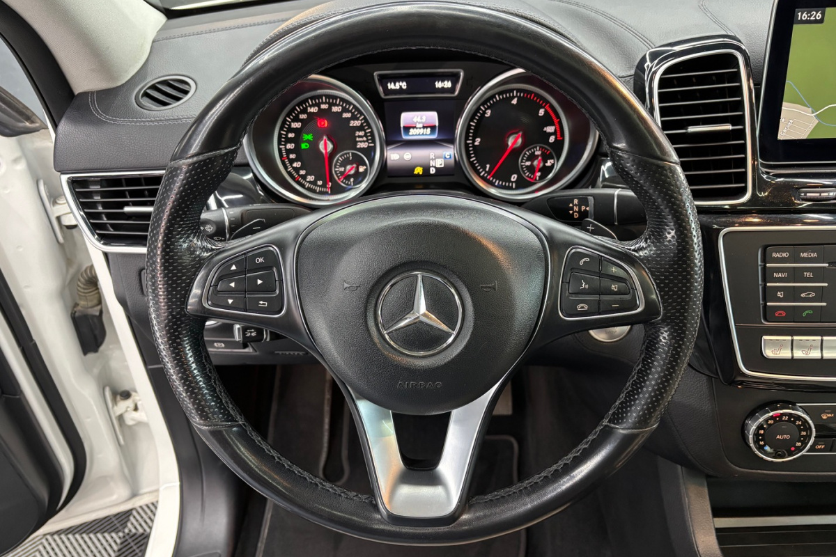 Ponuka vozidiel / Mercedes-Benz GLE Kupé 350d 4matic A/T - video