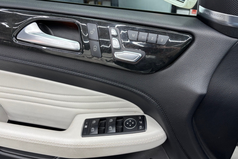  Ponuka vozidiel / Mercedes-Benz GLE Kupé 350d 4matic A/T - video