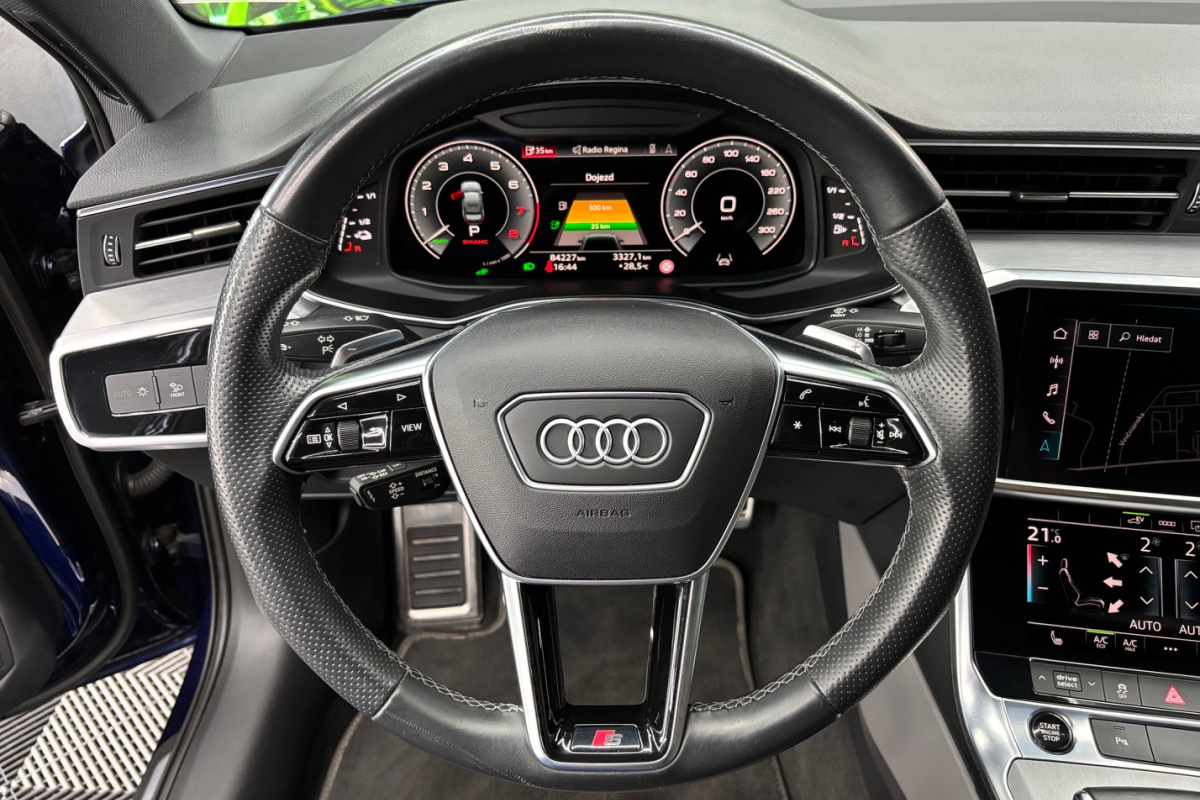 Ponuka vozidiel / Audi A6 55 TFSI e PHEV QUATTRO S-LINE - video