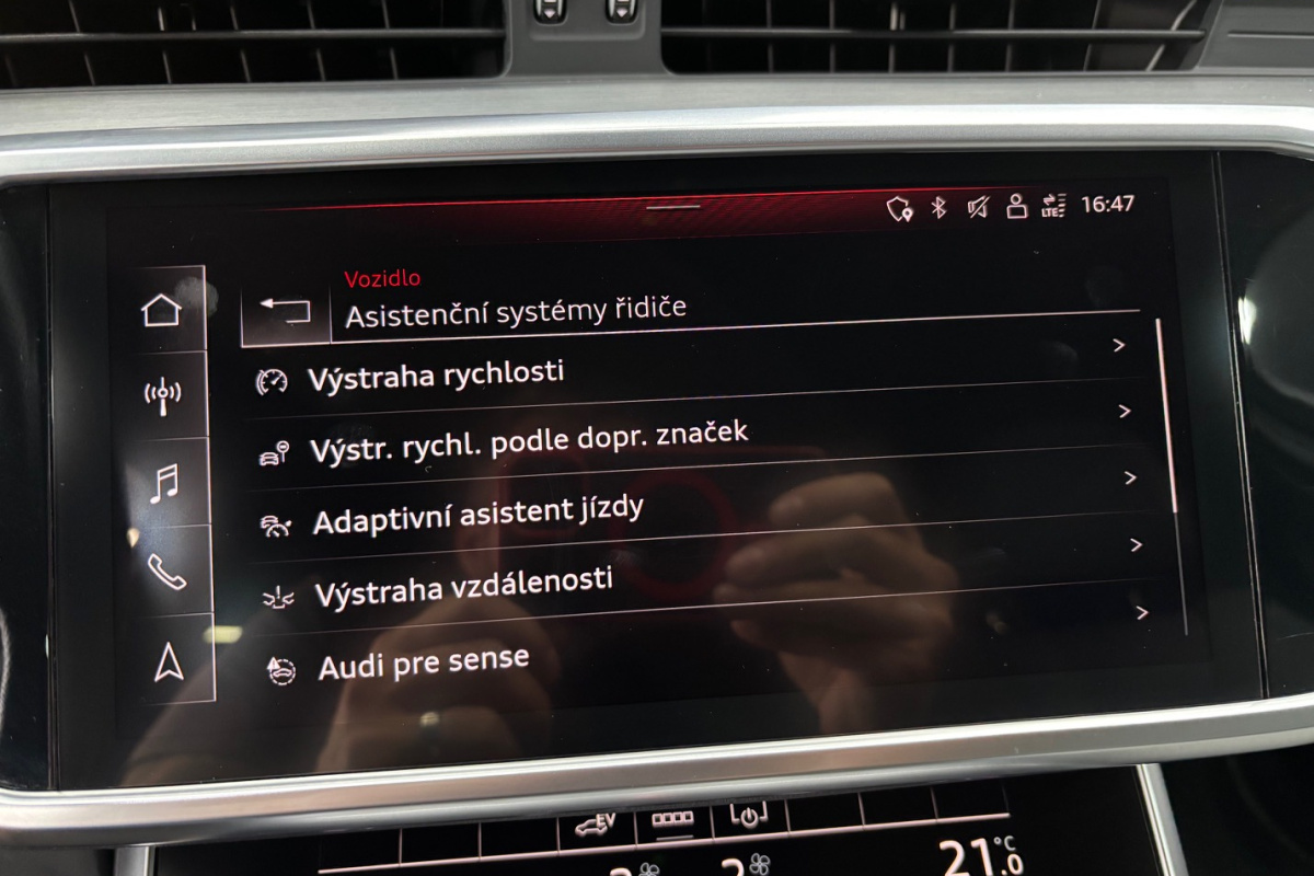 Ponuka vozidiel / Audi A6 55 TFSI e PHEV QUATTRO S-LINE - video