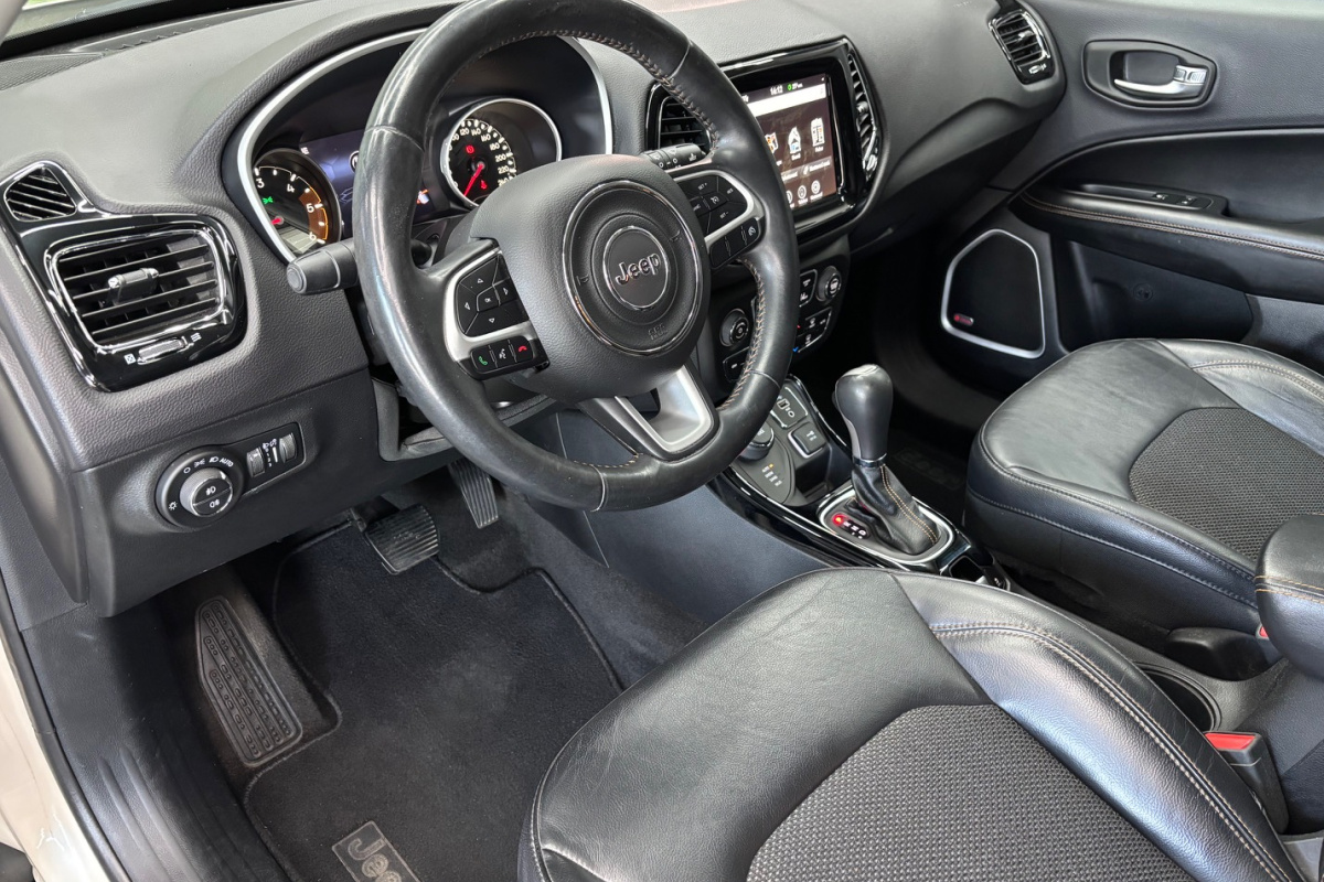 Ponuka vozidiel / Jeep Compass 2.0L MJet 140 4WD Limited A/T - video Ponuka vozidiel / Jeep Compass 2.0L MJet 140 4WD Limited A/T - video