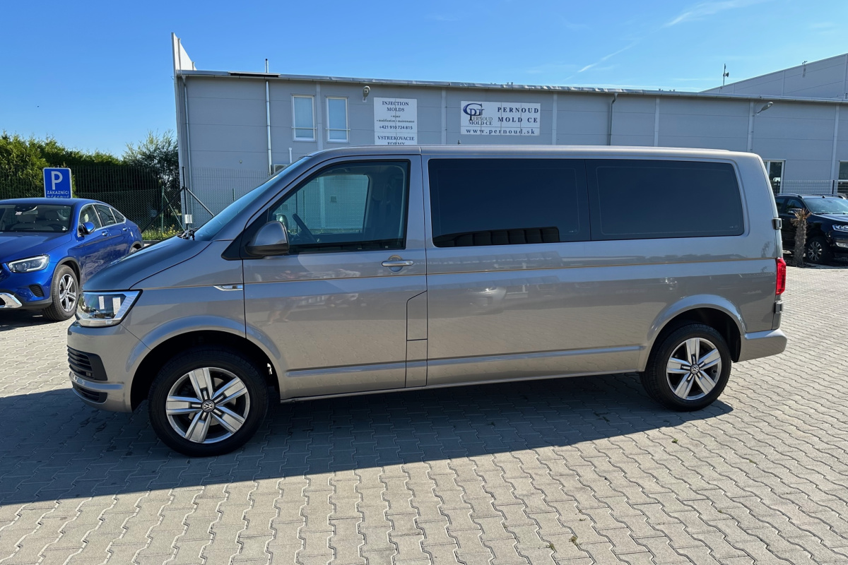 Ponuka vozidiel / Volkswagen Caravelle T6 Long 2.0 TDi Comfortline - video