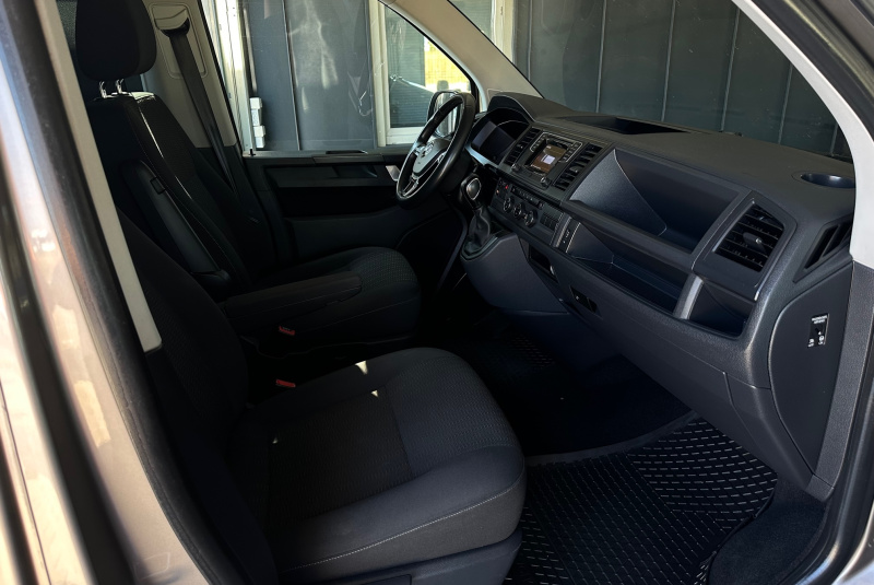  Ponuka vozidiel / Volkswagen Caravelle T6 Long 2.0 TDi Comfortline - video