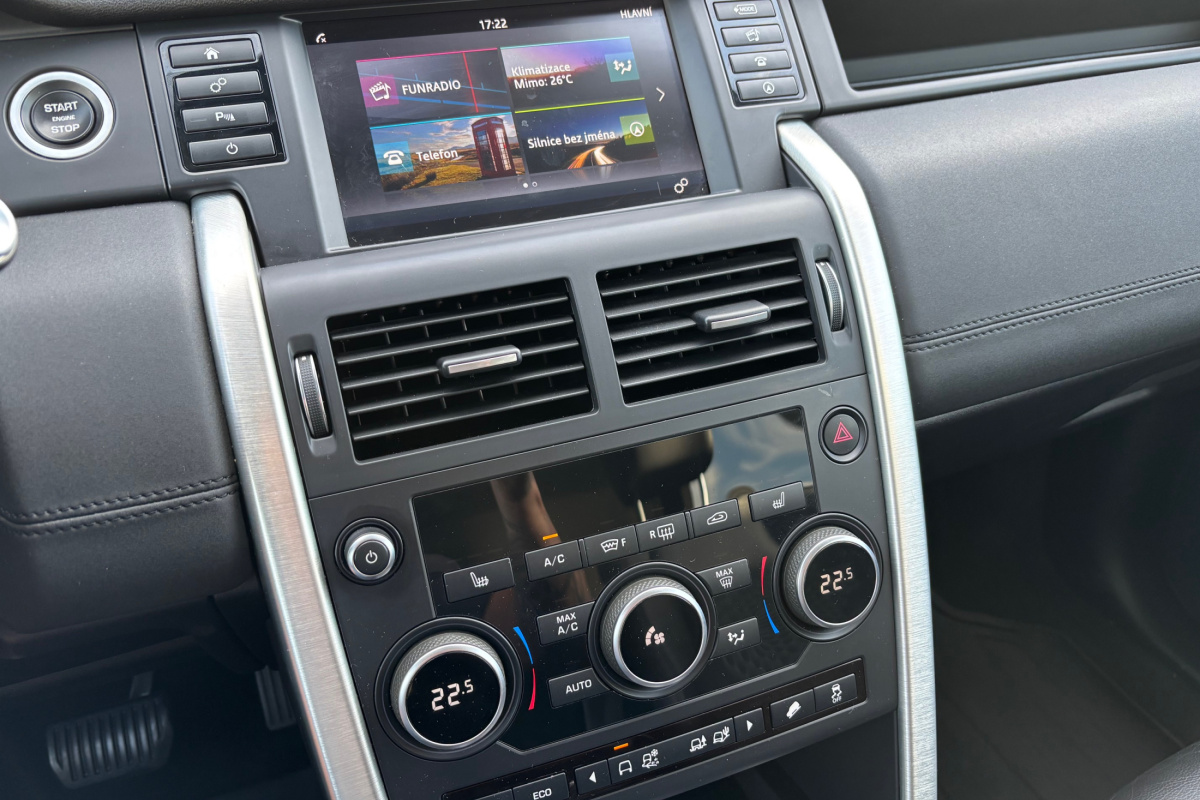 Ponuka vozidiel / Land Rover Discovery Sport 2.0L TD4 HSE AT - video