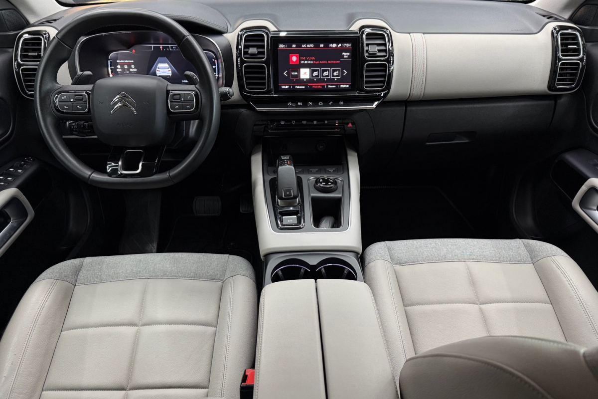 Ponuka vozidiel / Citroën C5 Aircross 1.5 BlueHDi 130 S S SHINE AUTOMAT - video