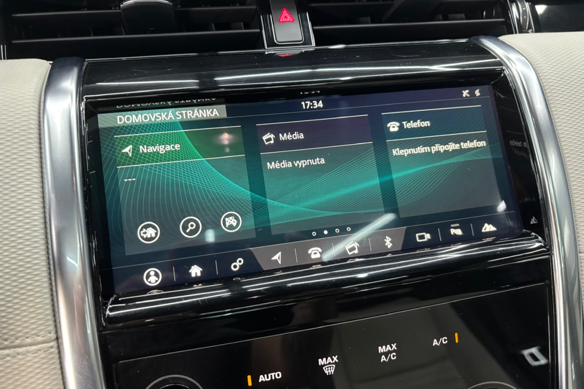 Ponuka vozidiel / Land Rover Discovery Sport 2.0D SD4 R-Dynamic SE AWD A/T - video Ponuka vozidiel / Land Rover Discovery Sport 2.0D SD4 R-Dynamic SE AWD A/T - video