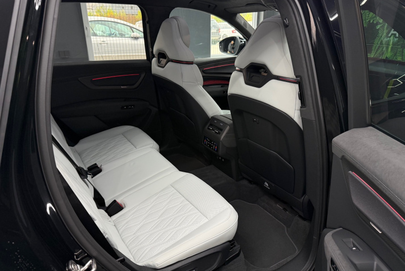  Ponuka vozidiel / Audi Q7 3.0 TDI S-Line quattro Signature Edition - video