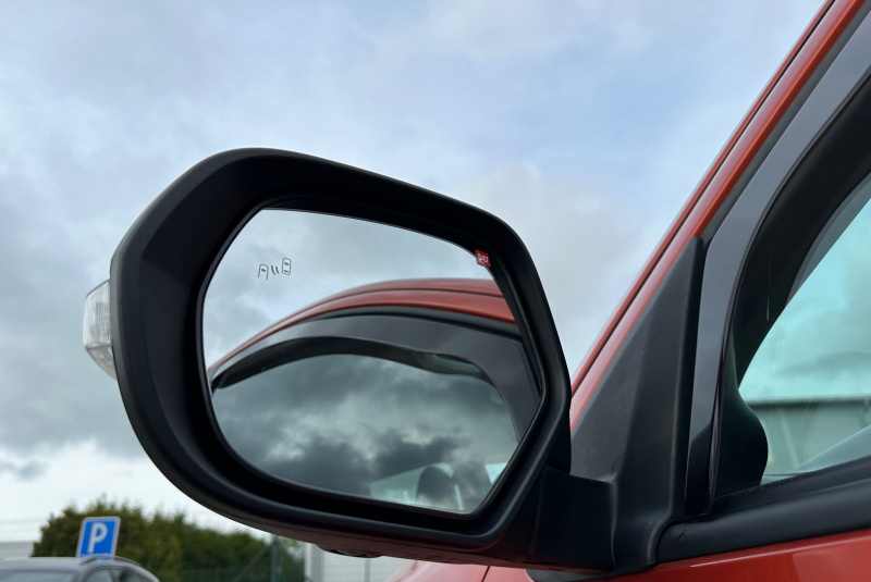  Ponuka vozidiel / Mitsubishi L 200 Pick up 110kw Automat - video