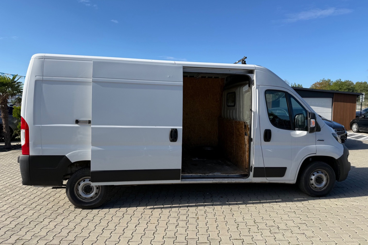 Ponuka vozidiel / Fiat Ducato 2.2 MultiJet SCR 140 L3 35 MAXI - video
