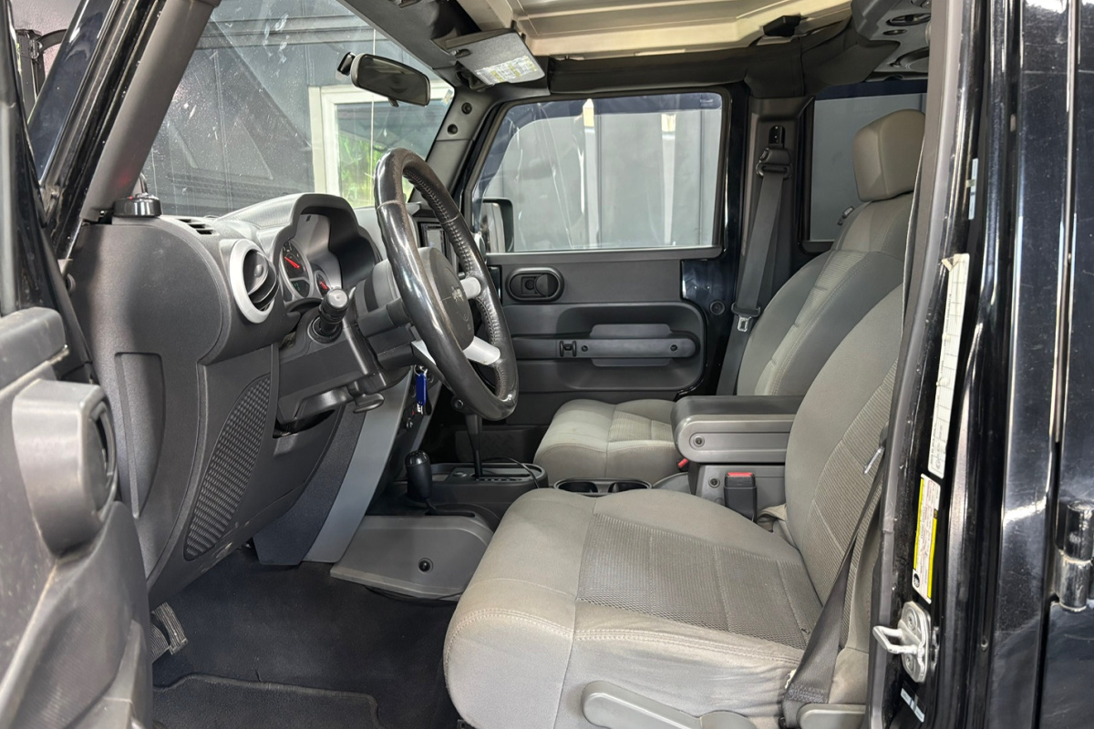 Ponuka vozidiel / Jeep Wrangler 2.8 CRD SAHARA LIMITED A/T - video