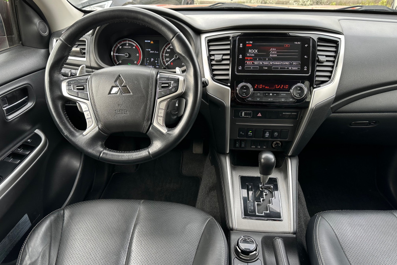  Ponuka vozidiel / Mitsubishi L 200 Pick up 110kw Automat - video