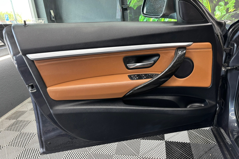  Ponuka vozidiel / BMW Rad 3 GT 330d xDrive Luxury Line - video