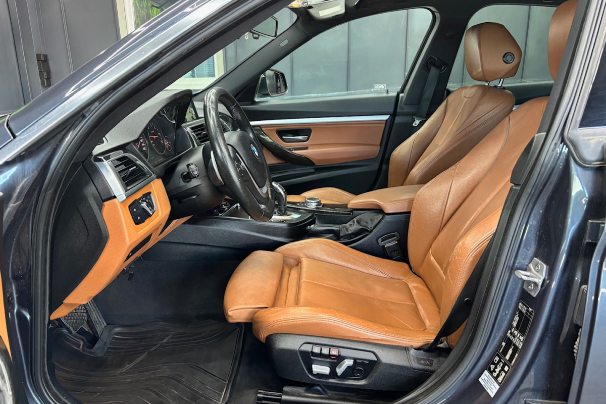 Ponuka vozidiel / BMW Rad 3 GT 330d xDrive Luxury Line - video