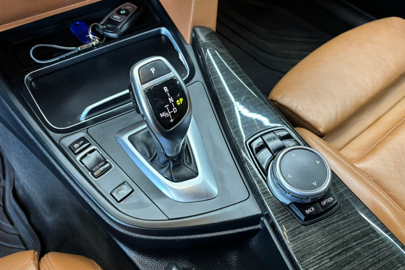  Ponuka vozidiel / BMW Rad 3 GT 330d xDrive Luxury Line - video