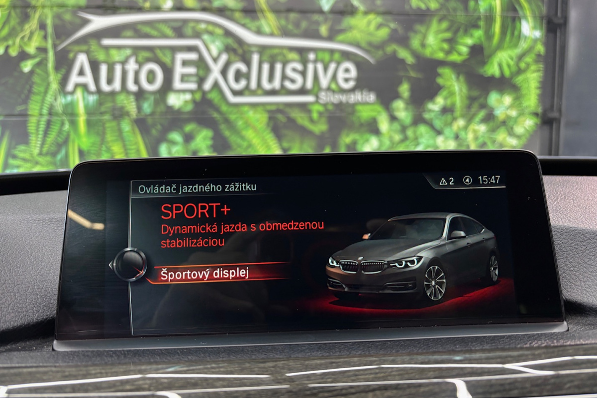 Ponuka vozidiel / BMW Rad 3 GT 330d xDrive Luxury Line - video
