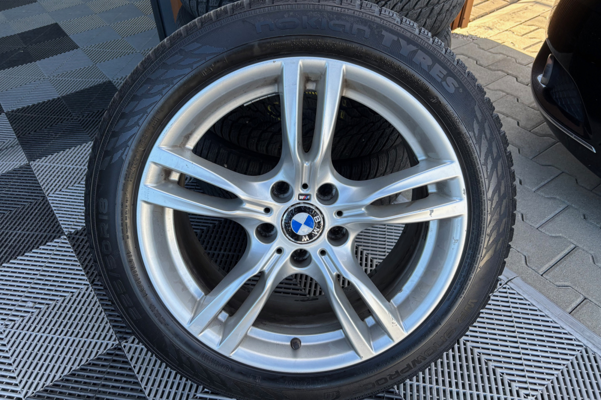 Ponuka vozidiel / BMW Rad 3 GT 330d xDrive Luxury Line - video