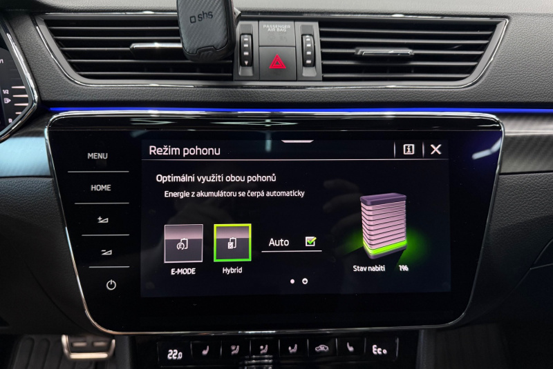  Ponuka vozidiel / Škoda Superb 1.4 TSI PHEV Sportline A/T - video