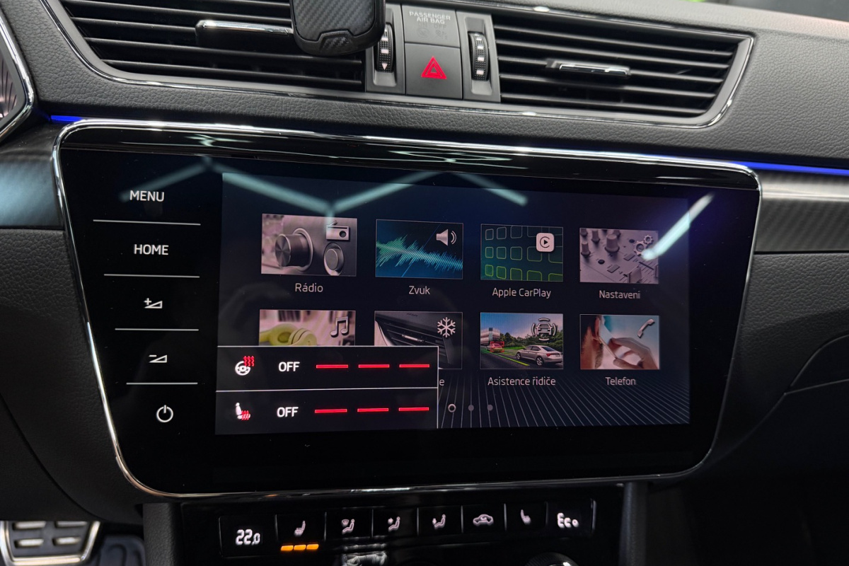 Ponuka vozidiel / Škoda Superb 1.4 TSI PHEV Sportline A/T - video