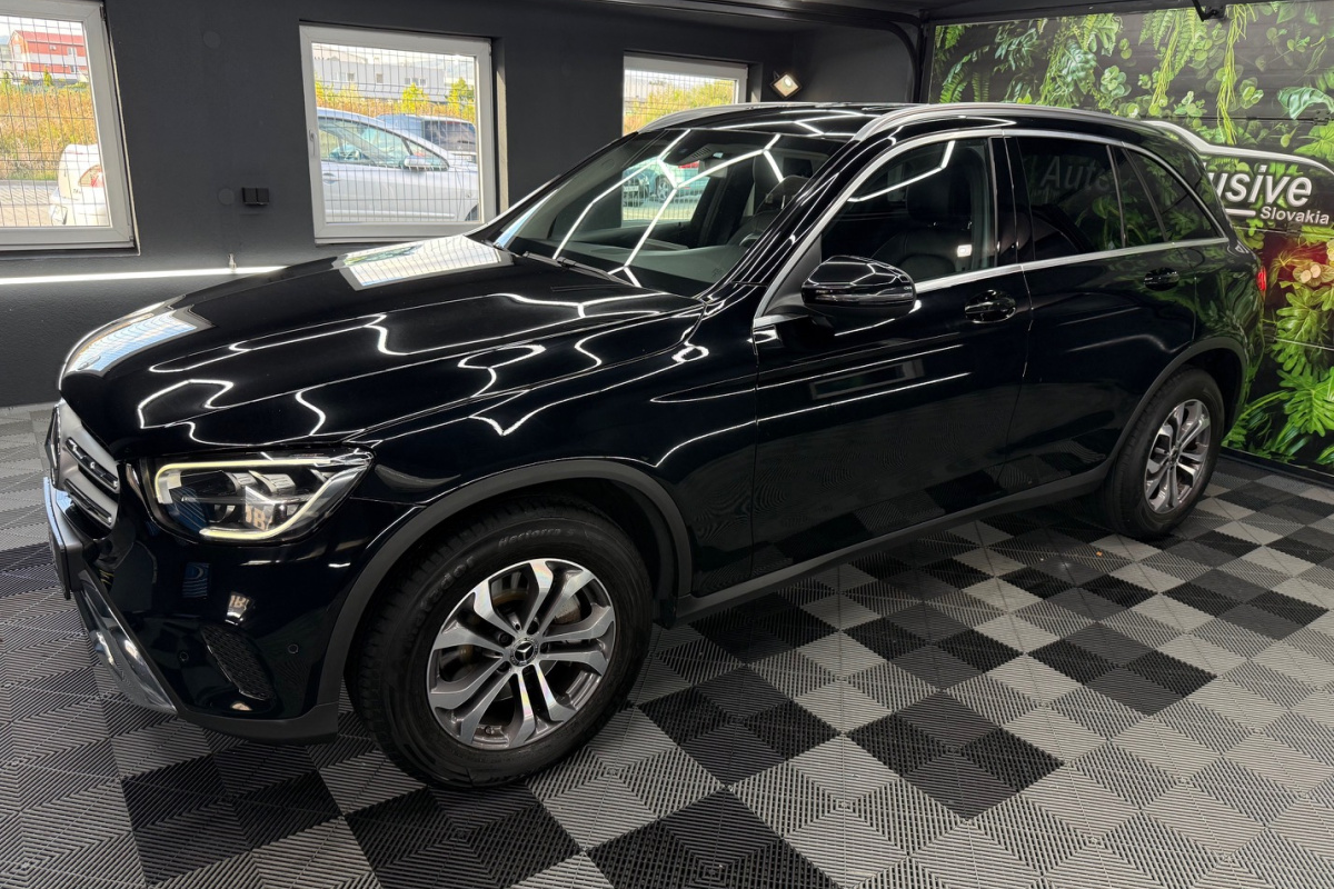 Ponuka vozidiel / Mercedes-Benz GLC SUV 200 A/T - video