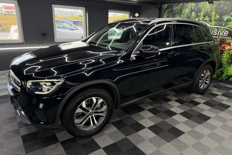  Ponuka vozidiel / Mercedes-Benz GLC SUV 200 A/T - video