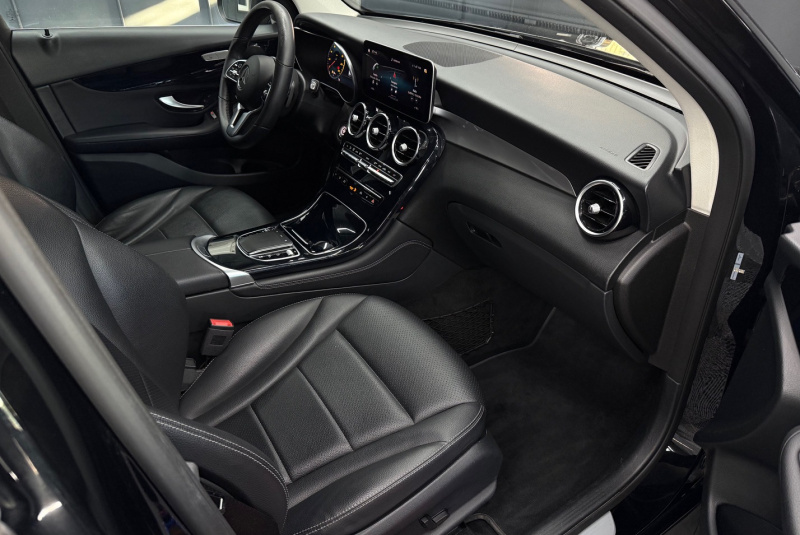  Ponuka vozidiel / Mercedes-Benz GLC SUV 200 A/T - video