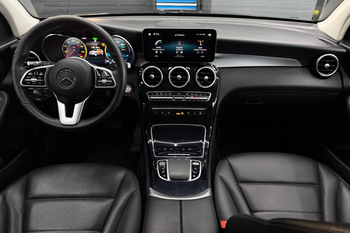 Ponuka vozidiel / Mercedes-Benz GLC SUV 200 A/T - video