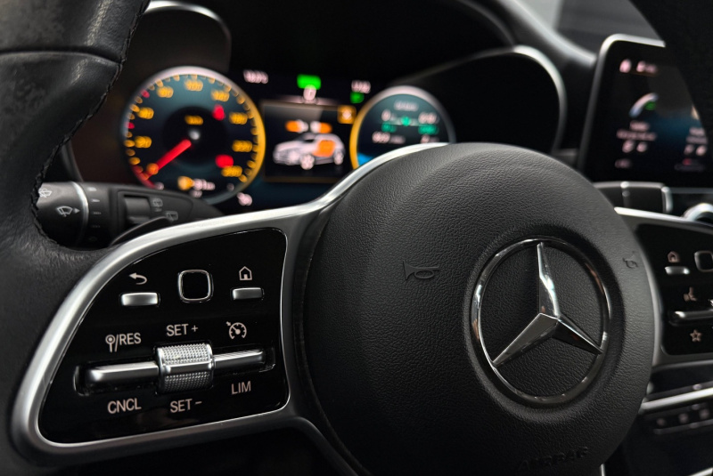  Ponuka vozidiel / Mercedes-Benz GLC SUV 200 A/T - video