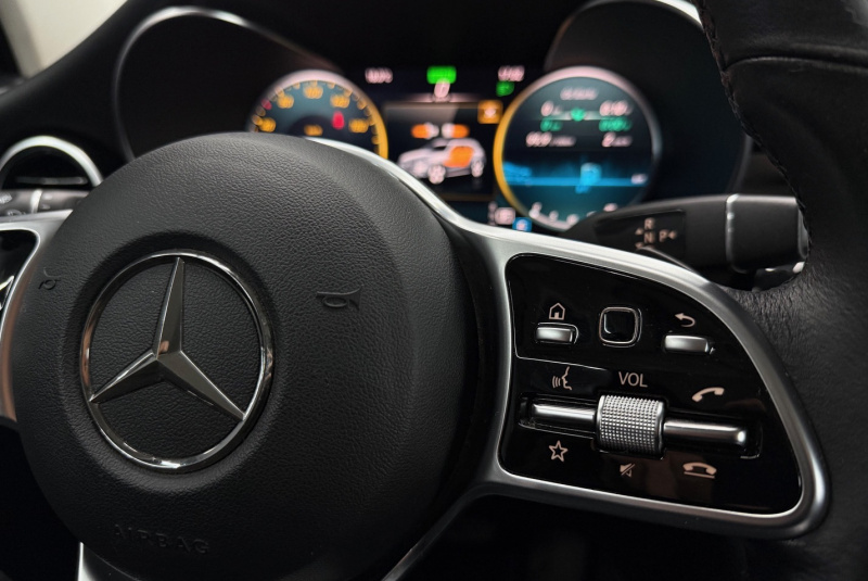  Ponuka vozidiel / Mercedes-Benz GLC SUV 200 A/T - video