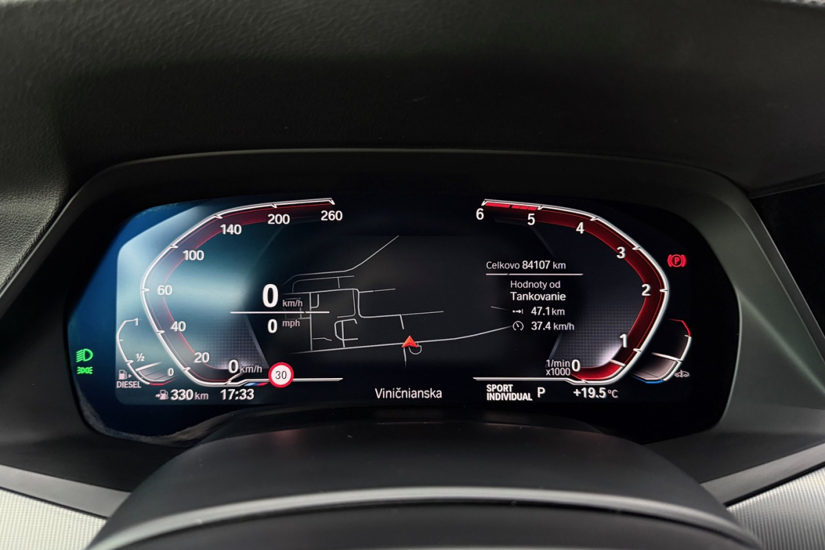 Ponuka vozidiel / BMW X6 xDrive 30d mHEV A/T - video