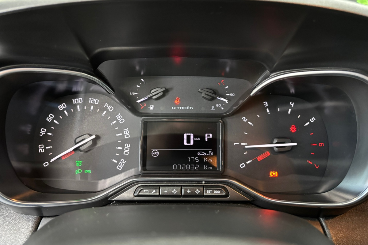 Ponuka vozidiel / Citroën C3 Aircross PureTech 110 S S Shine A/T - video