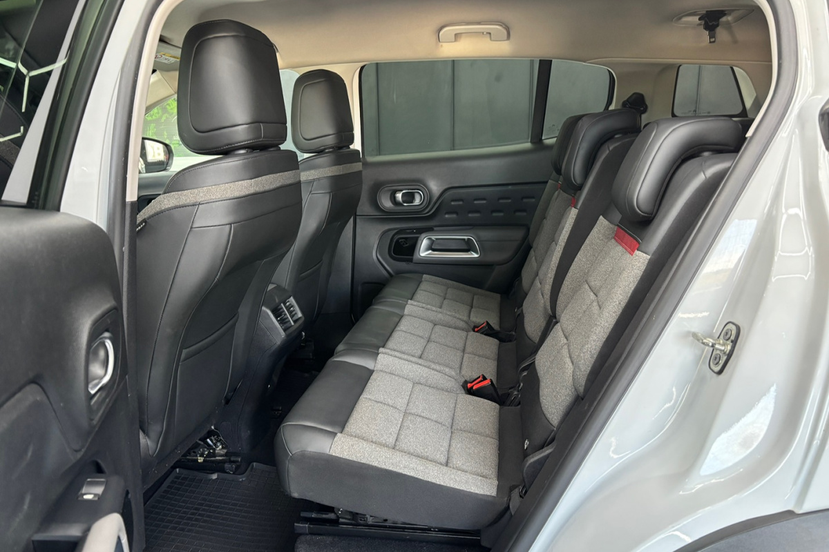Ponuka vozidiel / Citroën C5 Aircross PureTech 130 S S Shine A/T - video