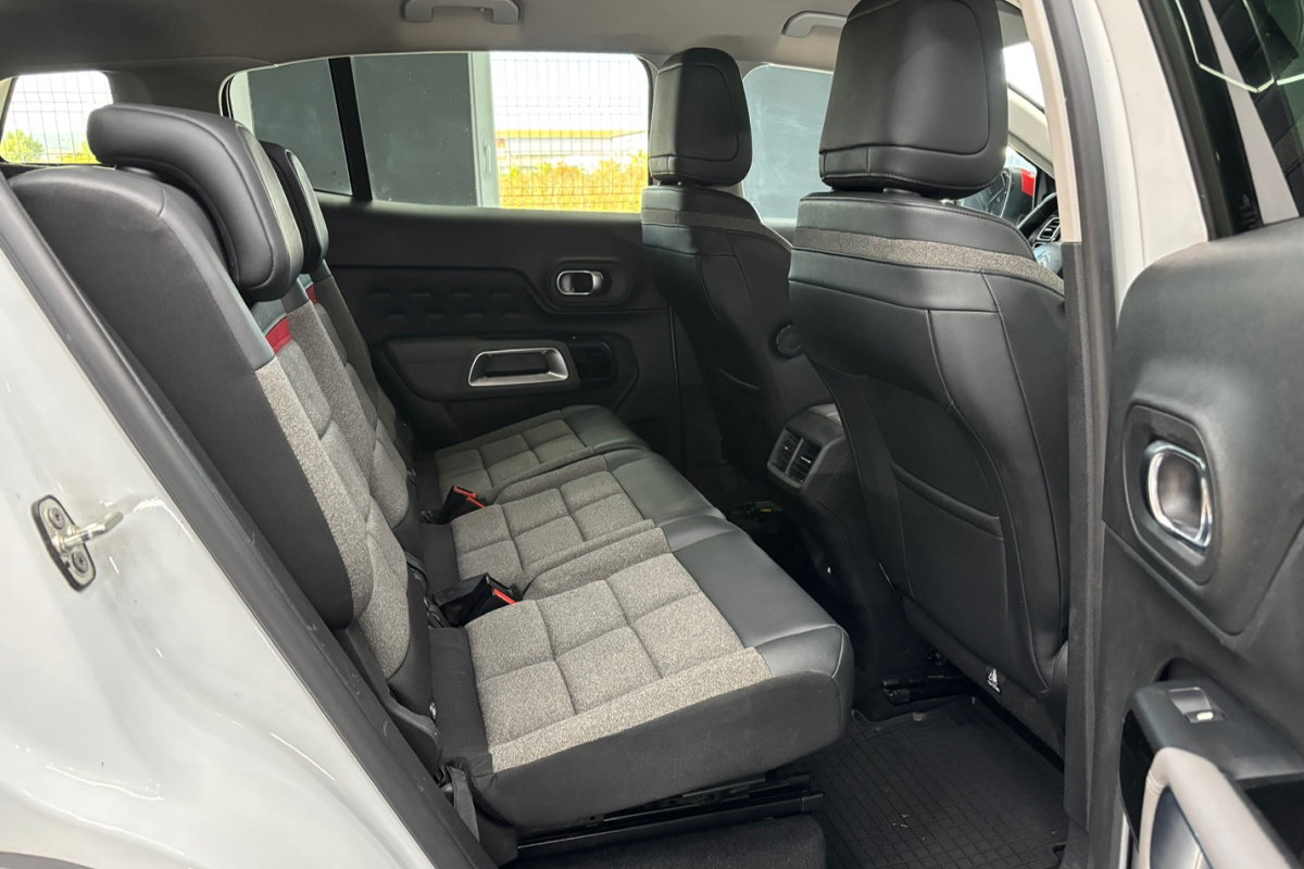 Ponuka vozidiel / Citroën C5 Aircross PureTech 130 S S Shine A/T - video