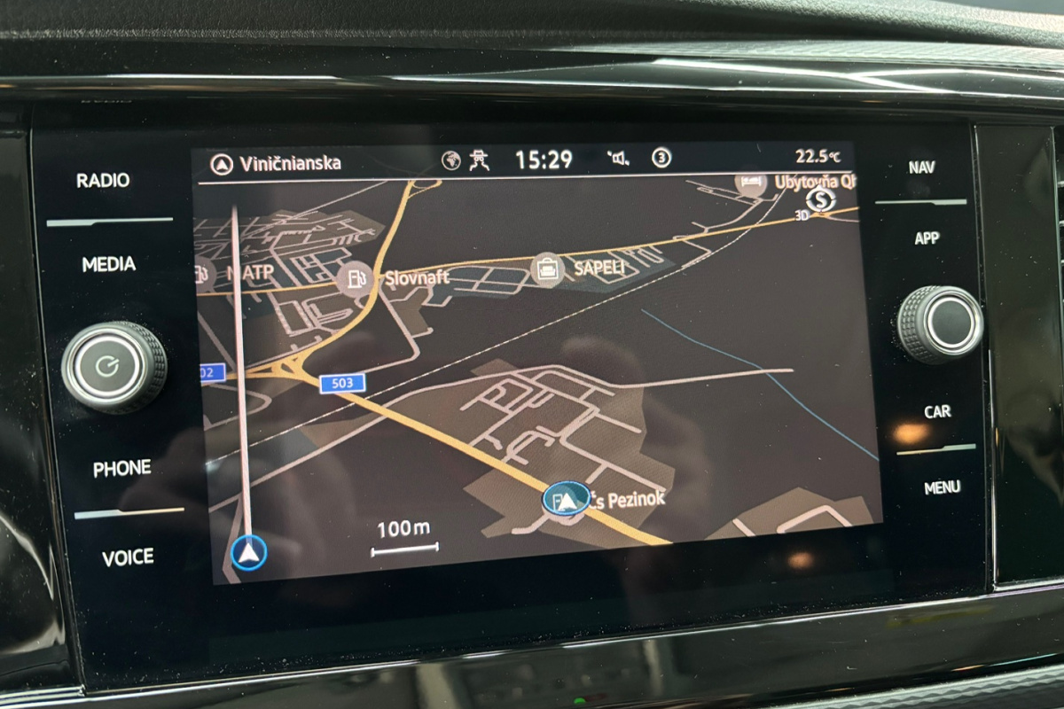 Ponuka vozidiel / Volkswagen California 2.0 TDI 150k BEACH EDITION AUTOMAT - video