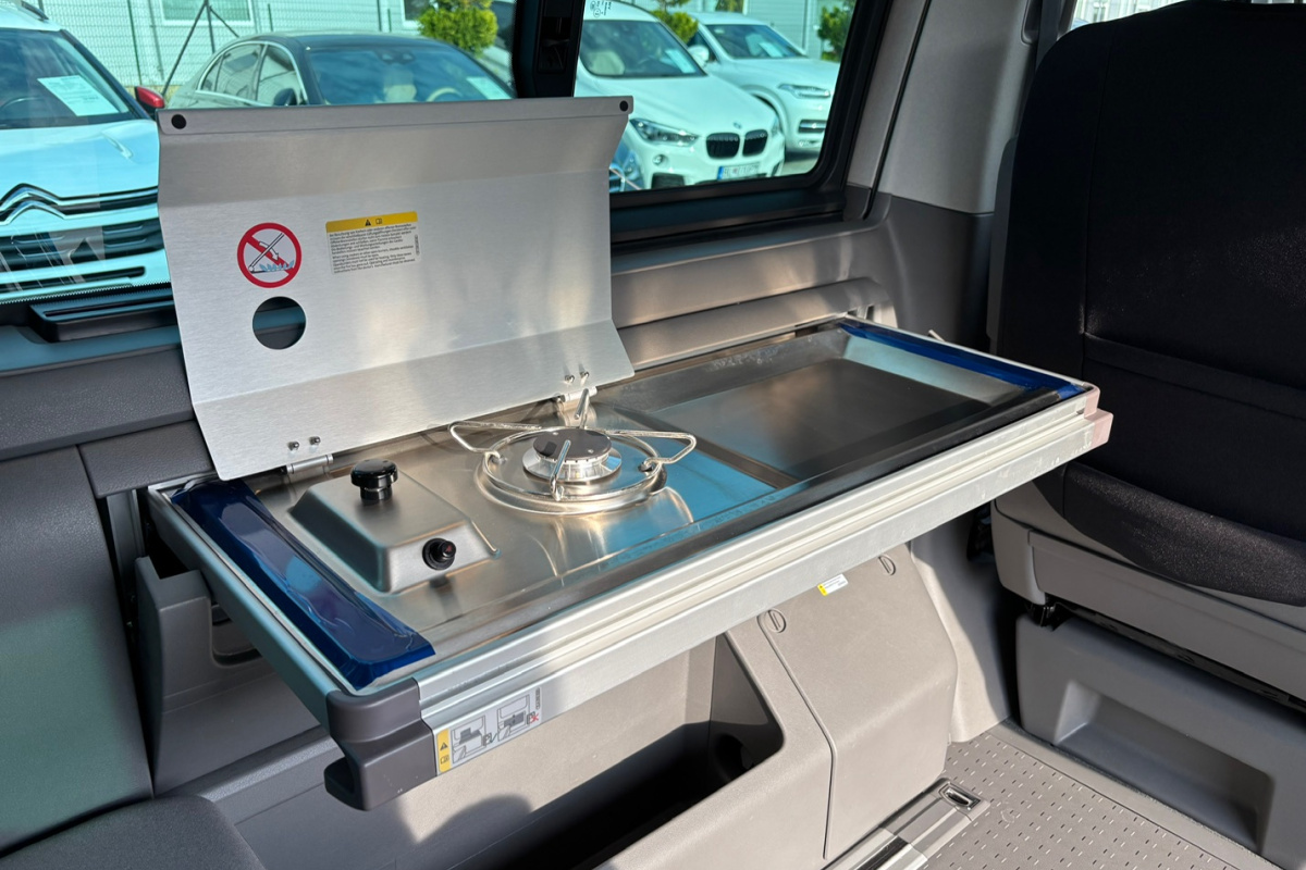 Ponuka vozidiel / Volkswagen California 2.0 TDI 150k BEACH EDITION AUTOMAT - video